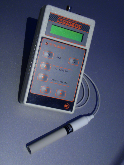Portable Nitrat Test: fast  measuring aid