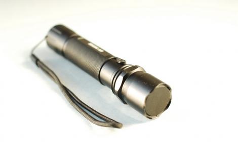 Portable UV torch lamp